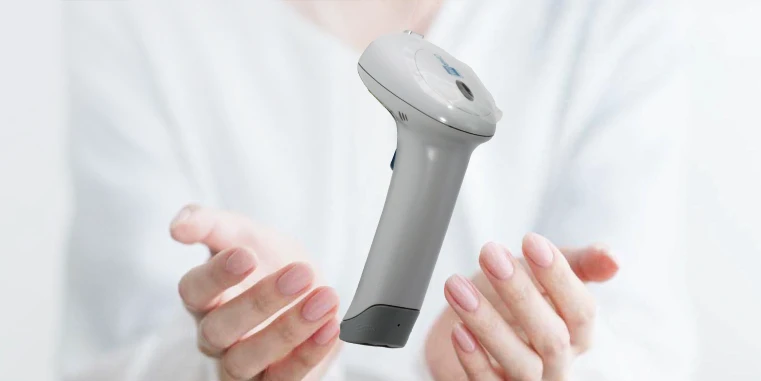 長時間作業にも最適な小型軽量