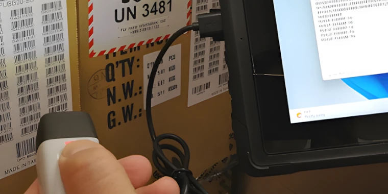 ワイヤレス／USB有線の両対応｜現場に合わせて運用