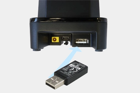 USBハブ機能搭載 (オプション)